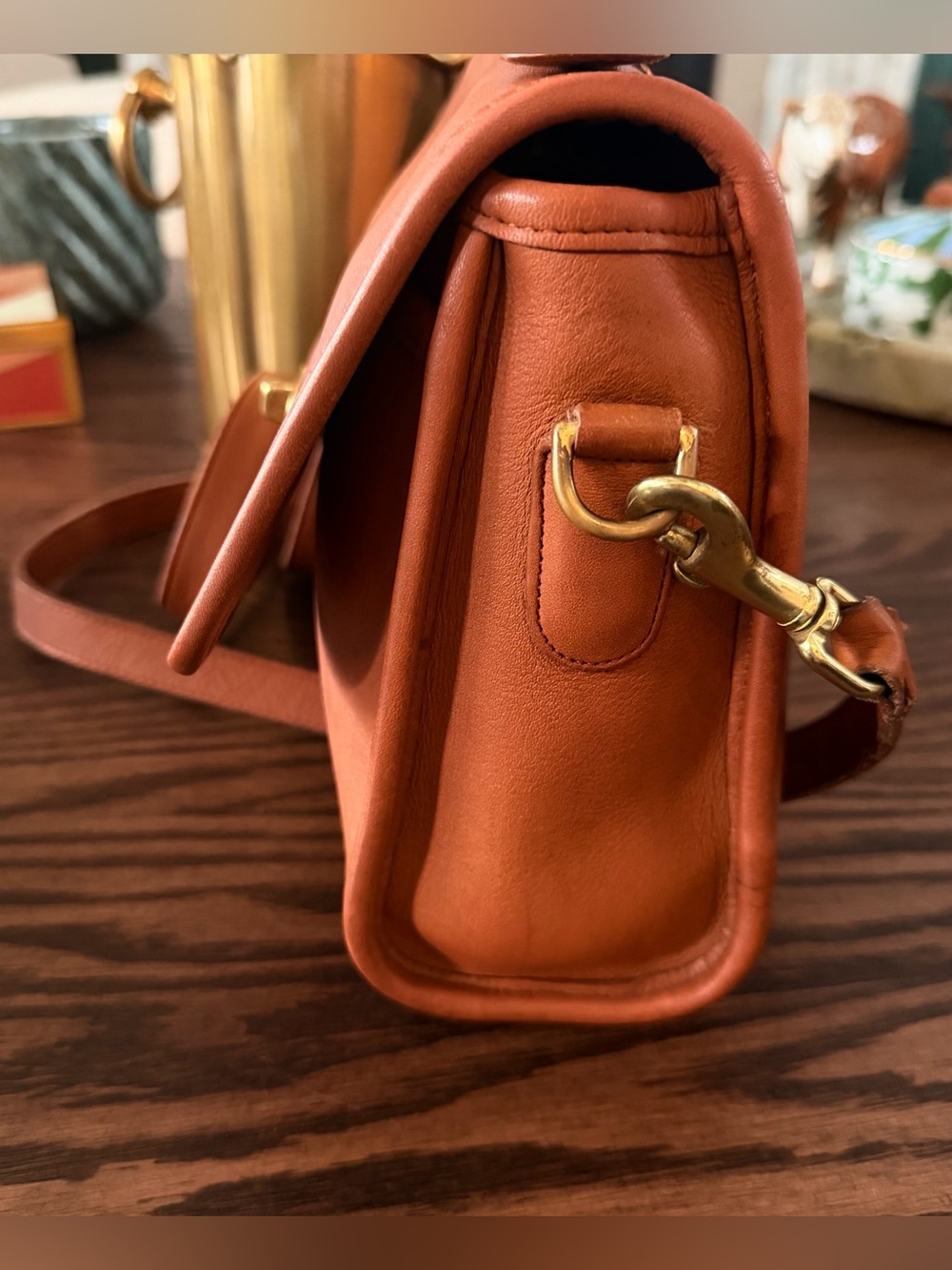 Gorgeous Vintage Coach Court Bag, in
British Tan, Made in July 1994! - Picture 2 of 8